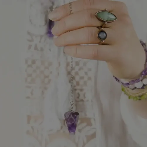 A Liderança com Empatia: Como um Dirigente Mentalmente Saudável Fortalece seu Terreiro